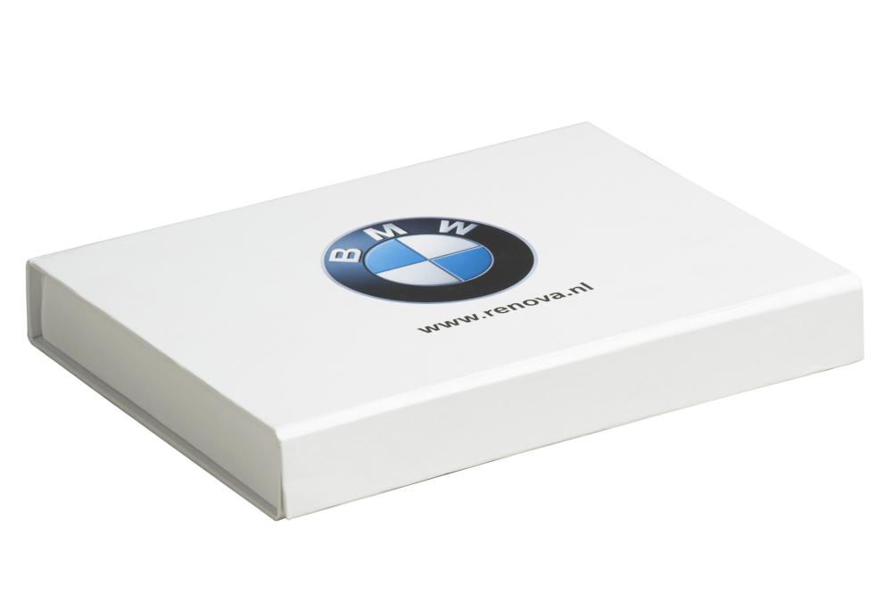 Luxe bedrukte geschenkdozen met logo